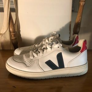 Veja Women’s US10 EU41 Vegan Sneakers